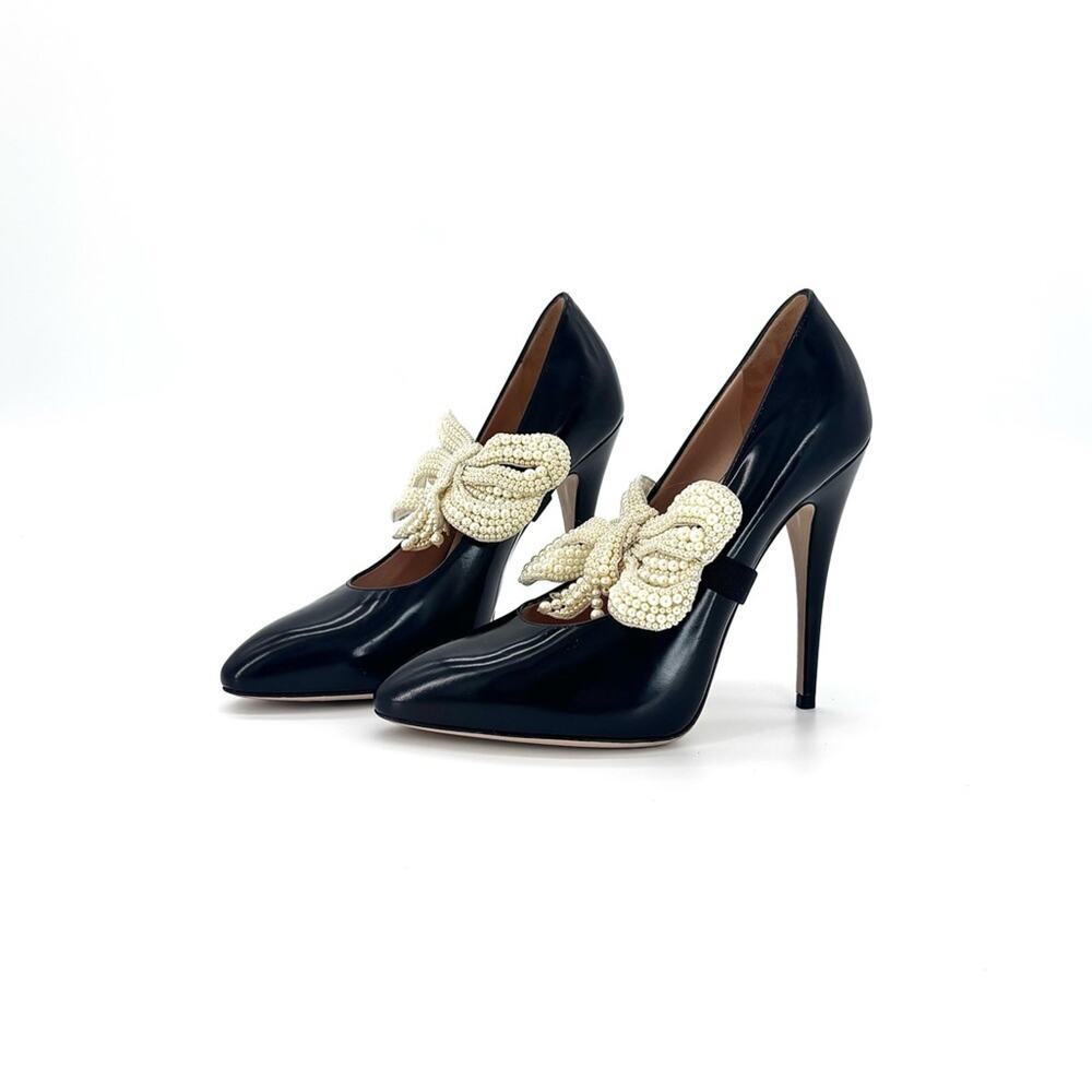 Gucci Elaisa Pearl Removable Bow Pointed Toe High Heel Pumps 38.5